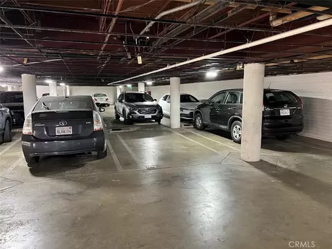 Exterior - 284 S Madison #102, Pasadena, CA 91101 photo 6 of 10