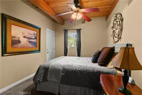 Bedroom - 5215 Lone Pine Canyon Dr, Wrightwood, CA 92397 photo 10 of 13
