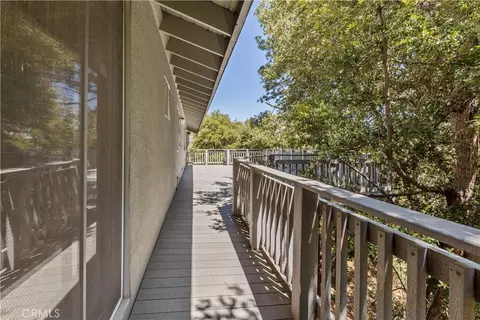 Exterior - 5215 Lone Pine Canyon Dr, Wrightwood, CA 92397 photo 2 of 6