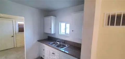 303 2nd Ave, Taft, CA 93268 photo 3