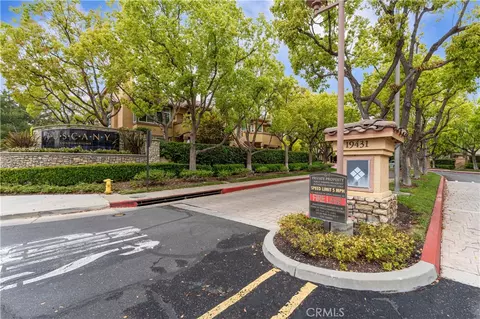 19431 Rue De Valore, Foothill Ranch, CA 92610