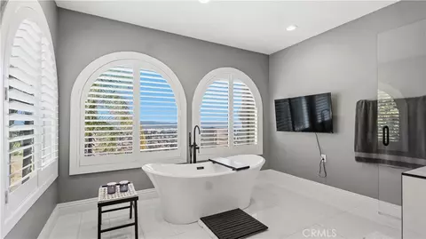 Bath - 21866 Buckskin Dr, Walnut, CA 91789 photo 4 of 7