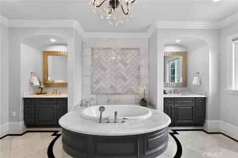 Bath - 200 W Pamela Rd, Arcadia, CA 91007 photo 3 of 7