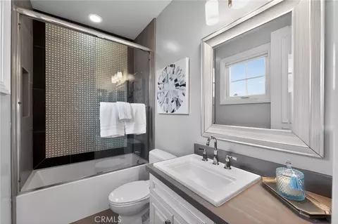 Bath - 200 W Pamela Rd, Arcadia, CA 91007 photo 7 of 7