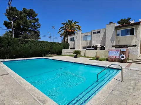 8800 Kester Ave #126, Panorama City, CA 91402