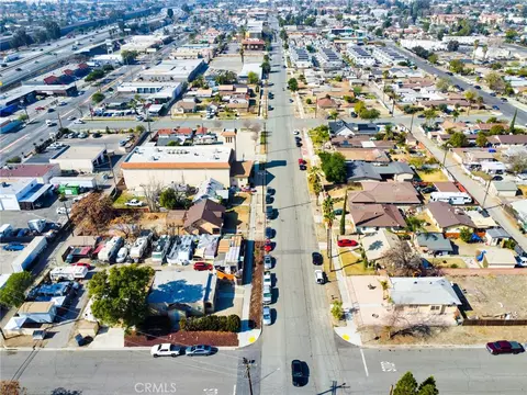 View/Area - 584 E H St, Colton, CA 92324 photo 4 of 13