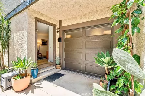 63 N Roosevelt #7, Pasadena, CA 91107