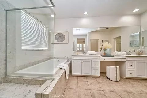 Bath - 2876 E Via Terrano, Ontario, CA 91764 photo 2 of 6