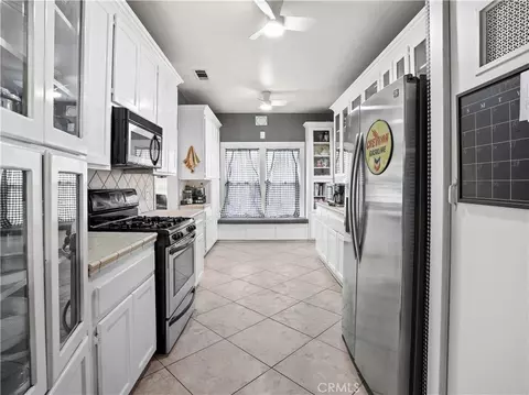 Kitchen - 7567 Etiwanda, Rancho Cucamonga, CA 91739 photo 2 of 2