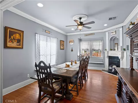 Dining - 7567 Etiwanda, Rancho Cucamonga, CA 91739 photo 1 of 2
