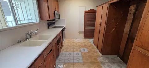 Entry Way - 326 E 7th, San Jacinto, CA 92583 photo 1 of 1