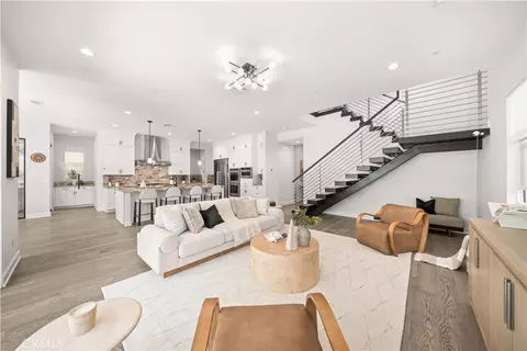 Living - 133 Chant, Irvine, CA 92618 photo 3 of 8