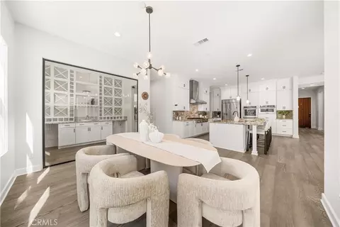 Dining - 133 Chant, Irvine, CA 92618 photo 3 of 5