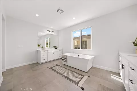 Entry Way - 133 Chant, Irvine, CA 92618 photo 16 of 20