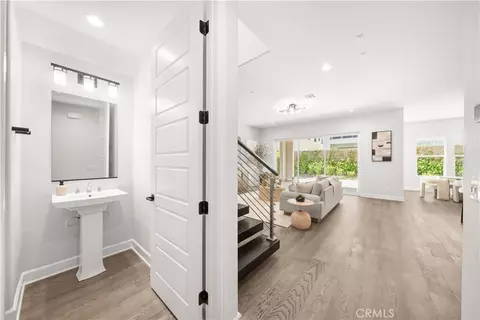 Entry Way - 133 Chant, Irvine, CA 92618 photo 10 of 20