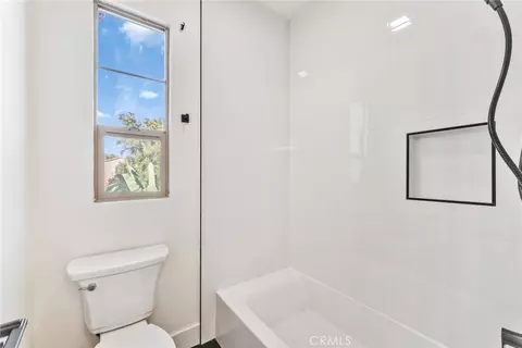 Bath - 100 Alhambra, Irvine, CA 92620 photo 3 of 5