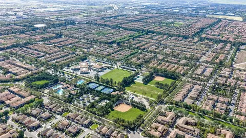 View/Area - 100 Alhambra, Irvine, CA 92620 photo 13 of 19
