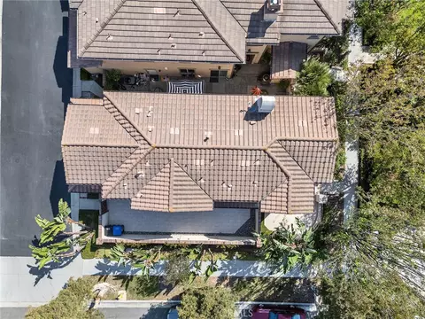 View/Area - 100 Alhambra, Irvine, CA 92620 photo 4 of 19