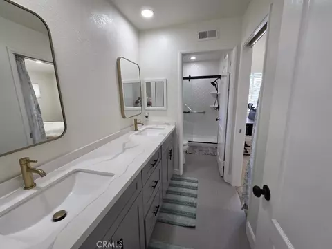 Bath - 16561 Celadon Ct, Chino Hills, CA 91709 photo 9 of 11