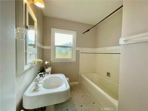 Bath - 1765 Spruce St, Berkeley, CA 94709 photo 1 of 1