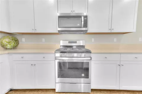 Kitchen - 8836 Banyan Ave, Montclair, CA 91763 photo 5 of 6