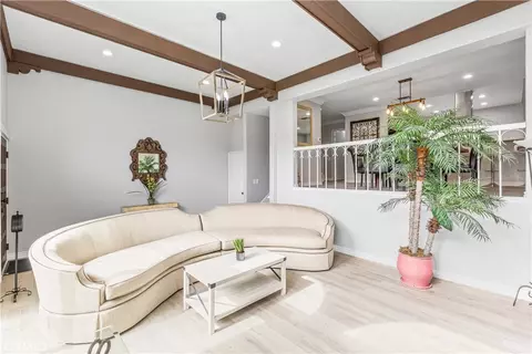 115 N Almansor #37, Alhambra, CA 91801