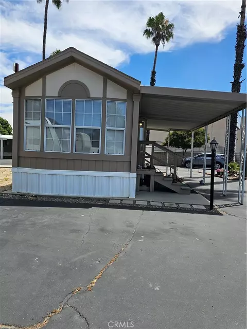 2750 W Acacia #M 20, Hemet, CA 92545