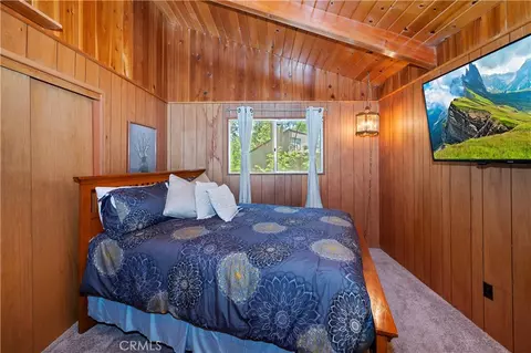Bedroom - 28976 Alder Ter, Cedar Glen, CA 92321 photo 5 of 6