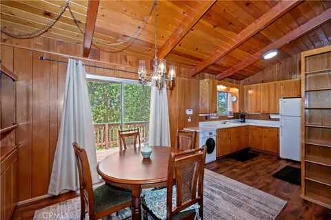 Dining - 28976 Alder Ter, Cedar Glen, CA 92321 photo 2 of 2