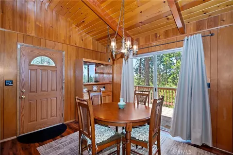 Dining - 28976 Alder Ter, Cedar Glen, CA 92321 photo 1 of 2
