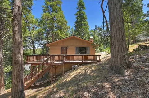 28976 Alder Ter, Cedar Glen, CA 92321