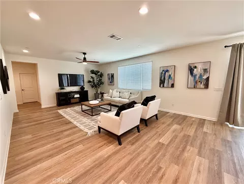 Living - 36288 Firelight Cir, Wildomar, CA 92595 photo 1 of 4