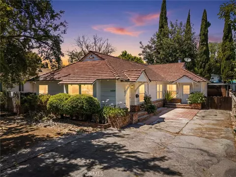 10559 Camarillo, Toluca Lake, CA 91602