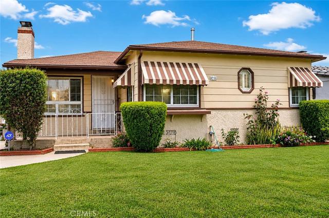 8725 S Gramercy Pl, Los Angeles, CA 90047