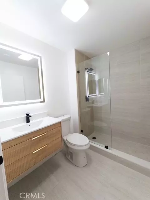 Bath - 12601 Van Nuys #209, Pacoima, CA 91331 photo 2 of 3