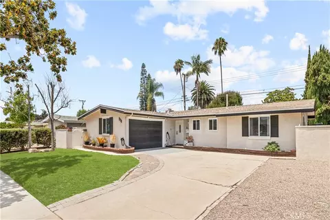1301 W Roberta, Fullerton, CA 92833
