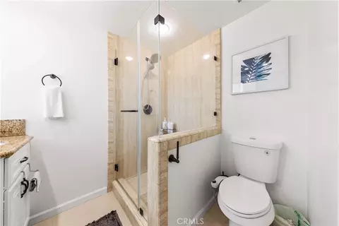 Bath - 1301 W Roberta, Fullerton, CA 92833 photo 2 of 4