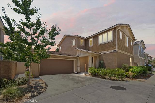 3147 E Yellowstone Dr, Ontario, CA 91762