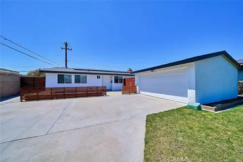 14839 Gandesa Rd, La Mirada, CA 90638