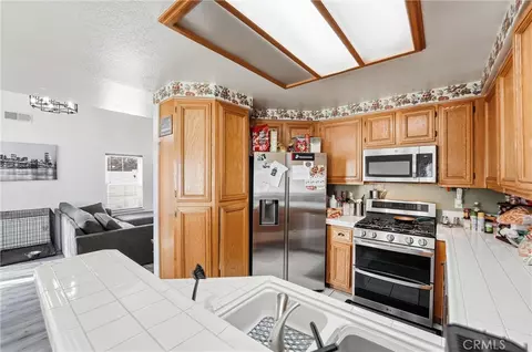 Kitchen - 7639 Hillhurst, Riverside, CA 92508 photo 1 of 5