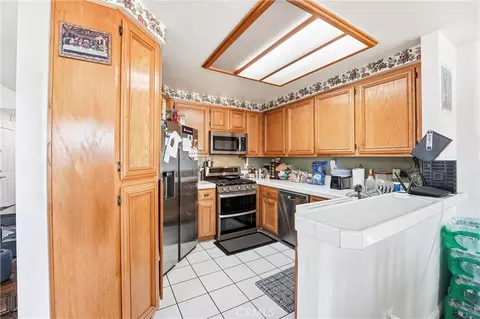 Kitchen - 7639 Hillhurst, Riverside, CA 92508 photo 4 of 5