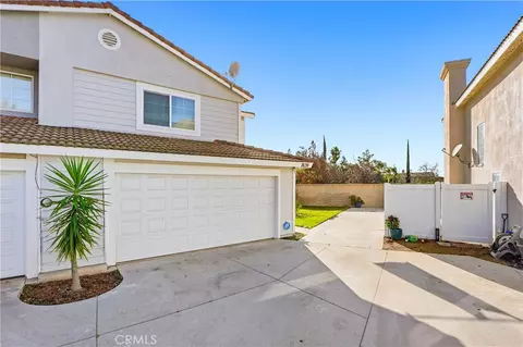 Exterior - 7639 Hillhurst, Riverside, CA 92508 photo 2 of 9
