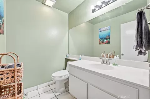 Bath - 7639 Hillhurst, Riverside, CA 92508 photo 1 of 2
