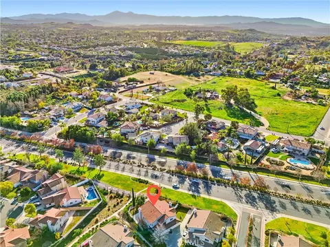 View/Area - 7639 Hillhurst, Riverside, CA 92508 photo 7 of 11