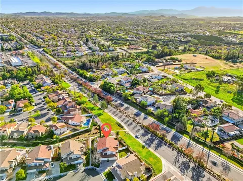 View/Area - 7639 Hillhurst, Riverside, CA 92508 photo 8 of 11