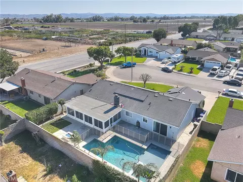 View/Area - 2939 S Pinehurst Ct, Ontario, CA 91761 photo 5 of 7