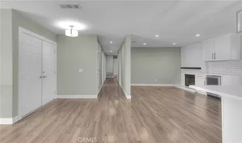 Entry Way - 2939 S Pinehurst Ct, Ontario, CA 91761 photo 2 of 6