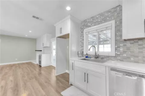 Entry Way - 2939 S Pinehurst Ct, Ontario, CA 91761 photo 3 of 6
