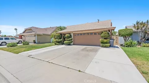 Other - 809 E Cyrene St, Carson, CA 90746 photo 2 of 16