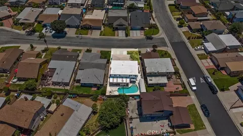View/Area - 809 E Cyrene St, Carson, CA 90746 photo 4 of 8